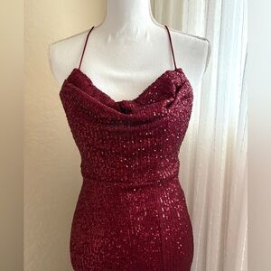 Elegant Burgundy Sequin Dress hello Molly, brand new with tag size medium